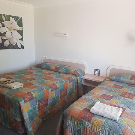 Carnarvon Gateway Motel Buitenkant foto